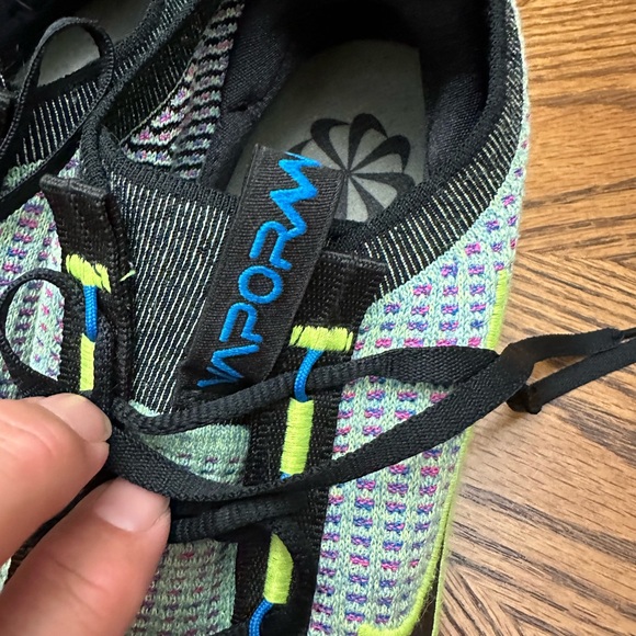 Nike VaporMax Shoes - Picture 3 of 7